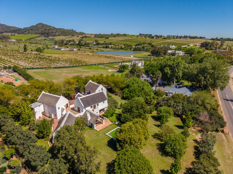 5 Bedroom Property for Sale in Windmeul Western Cape